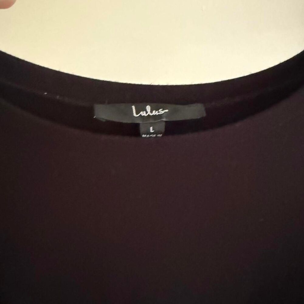 Lulus Long Sleeve - Picture 3 of 4